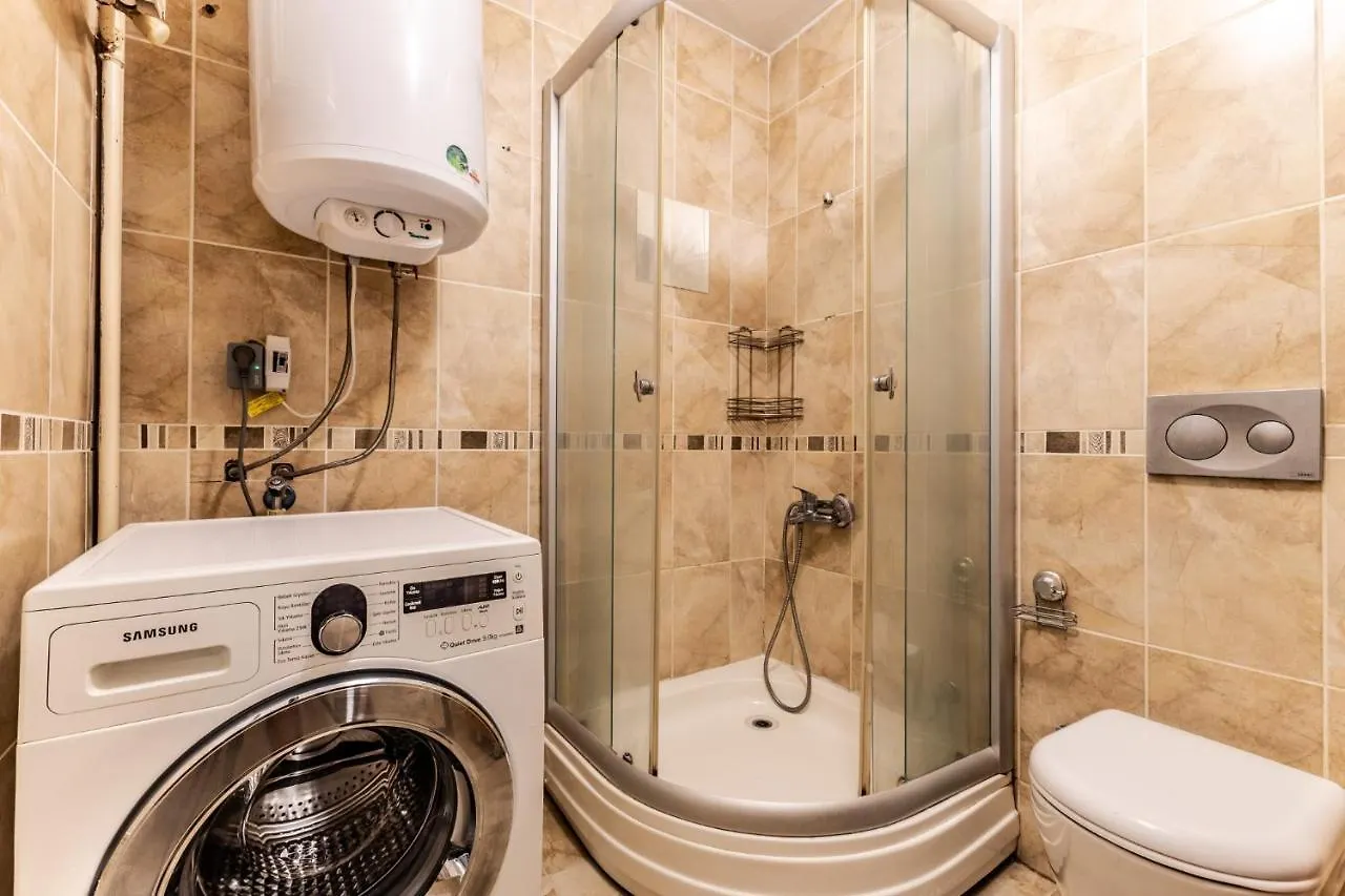 Spacious Flat W Balcony 3 Min To Bagdat Ave Apartment Istanbul