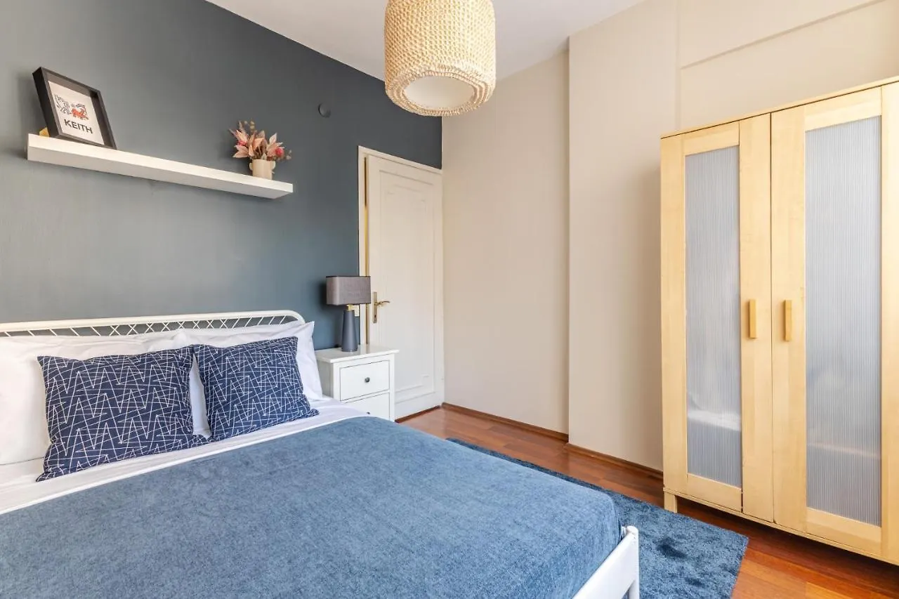 Spacious Flat W Balcony 3 Min To Bagdat Ave Apartment Istanbul